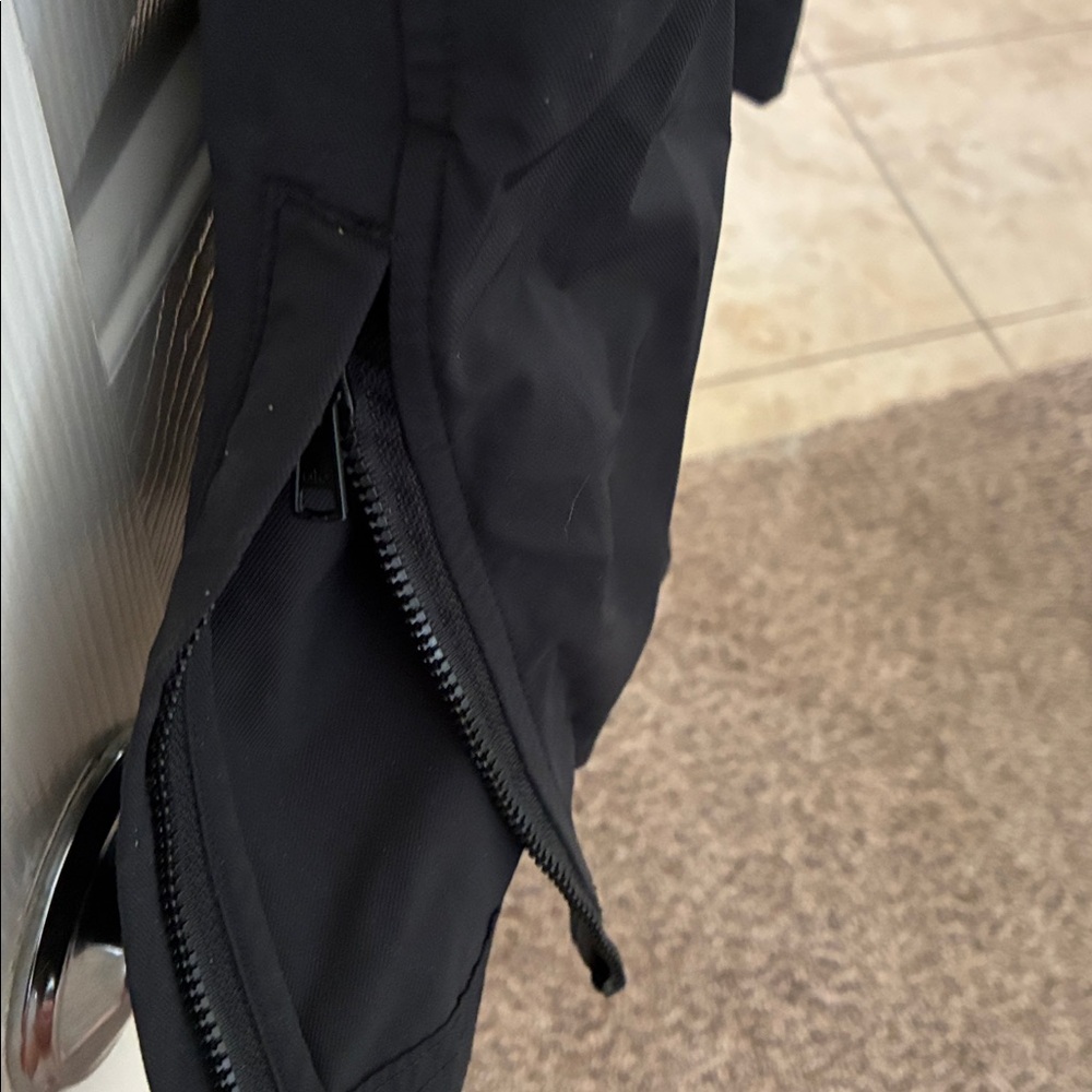 ALO yoga flip it pant trousers - Picture 4 of 5